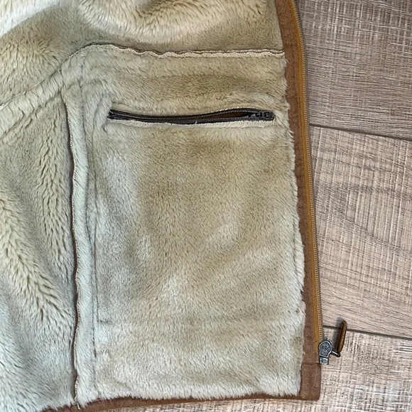 Haupt Outerwear made in Germany camel and shearling zip up inner outer pocket - Picture 13 of 15